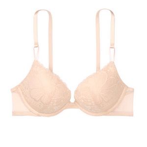 Victoria’s Secret Sexy Tee Lace Push-up Bra